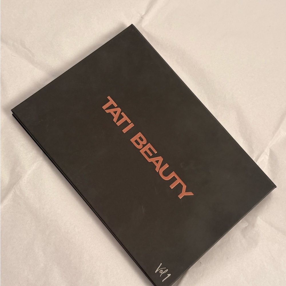 Tati Beauty discontinued Vol. 1 Neutrals palette - Picture 2 of 4